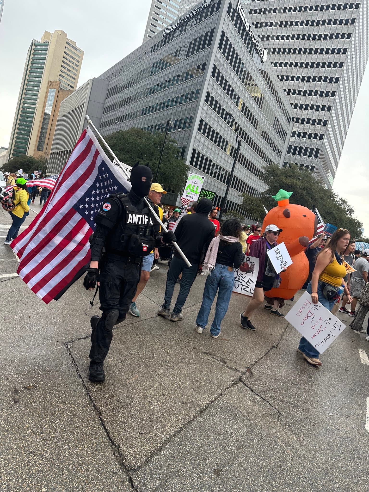 Featured image for: No Kings protesters seen wearing Antifa shirts or carrying flag No Kings protesters seen wearing Antifa shirts or carrying flag