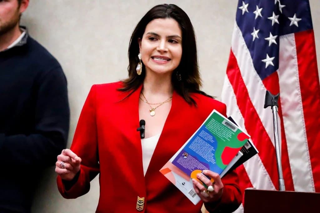 Featured image for: Trump does not endorse Valentina Gomez in Texas GOP primary Trump does not endorse Valentina Gomez in Texas GOP primary