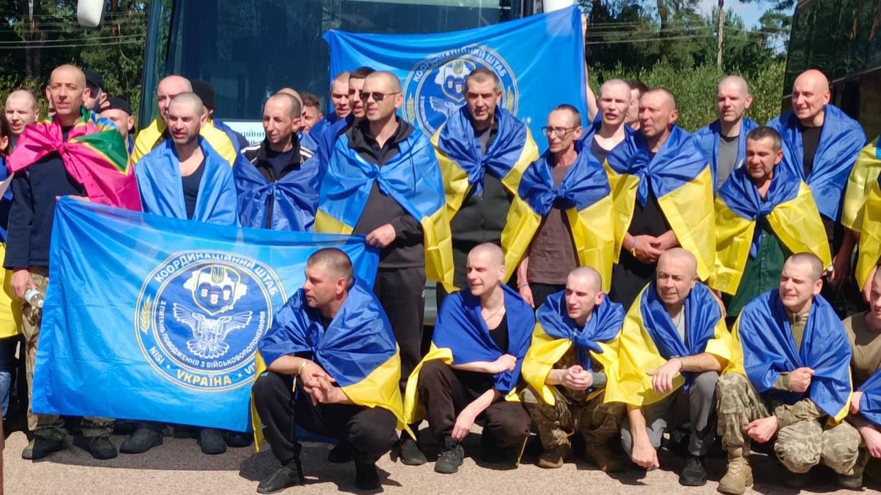 Featured image for: 84 Ukrainian Soldiers Released in Urgent Prisoner Exchange, Zelensky Confirms 84 Ukrainian Soldiers Released in Urgent Prisoner Exchange, Zelensky Confirms