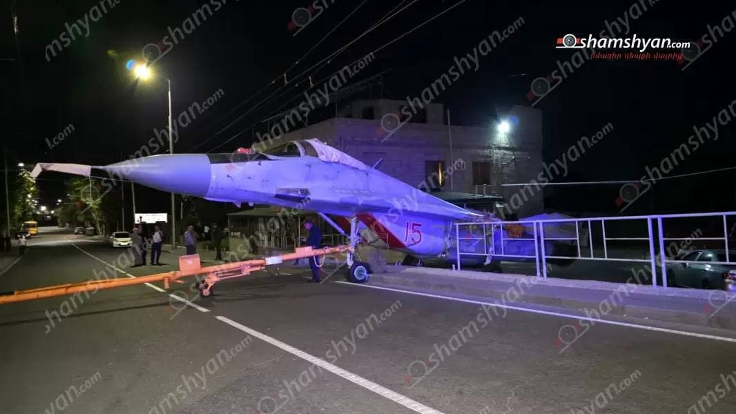 Featured image for: Russian MiG-29 Fighter Jet Crashes into Pole at Yerevan Airfield Russian MiG-29 Fighter Jet Crashes into Pole at Yerevan Airfield