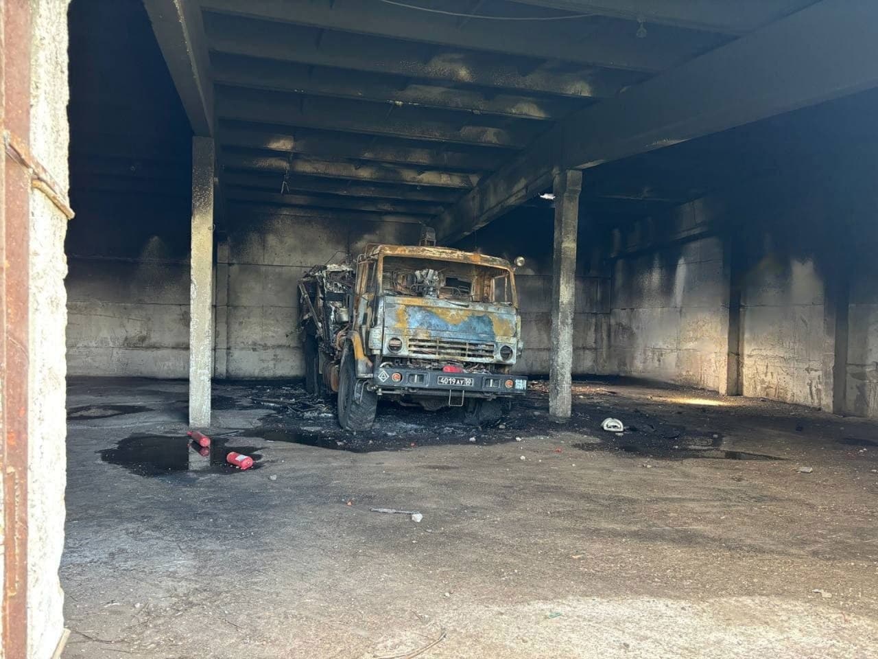 Featured image for: Ukrainian forces destroy five Russian Iskander launchers in drone strike Ukrainian forces destroy five Russian Iskander launchers in drone strike