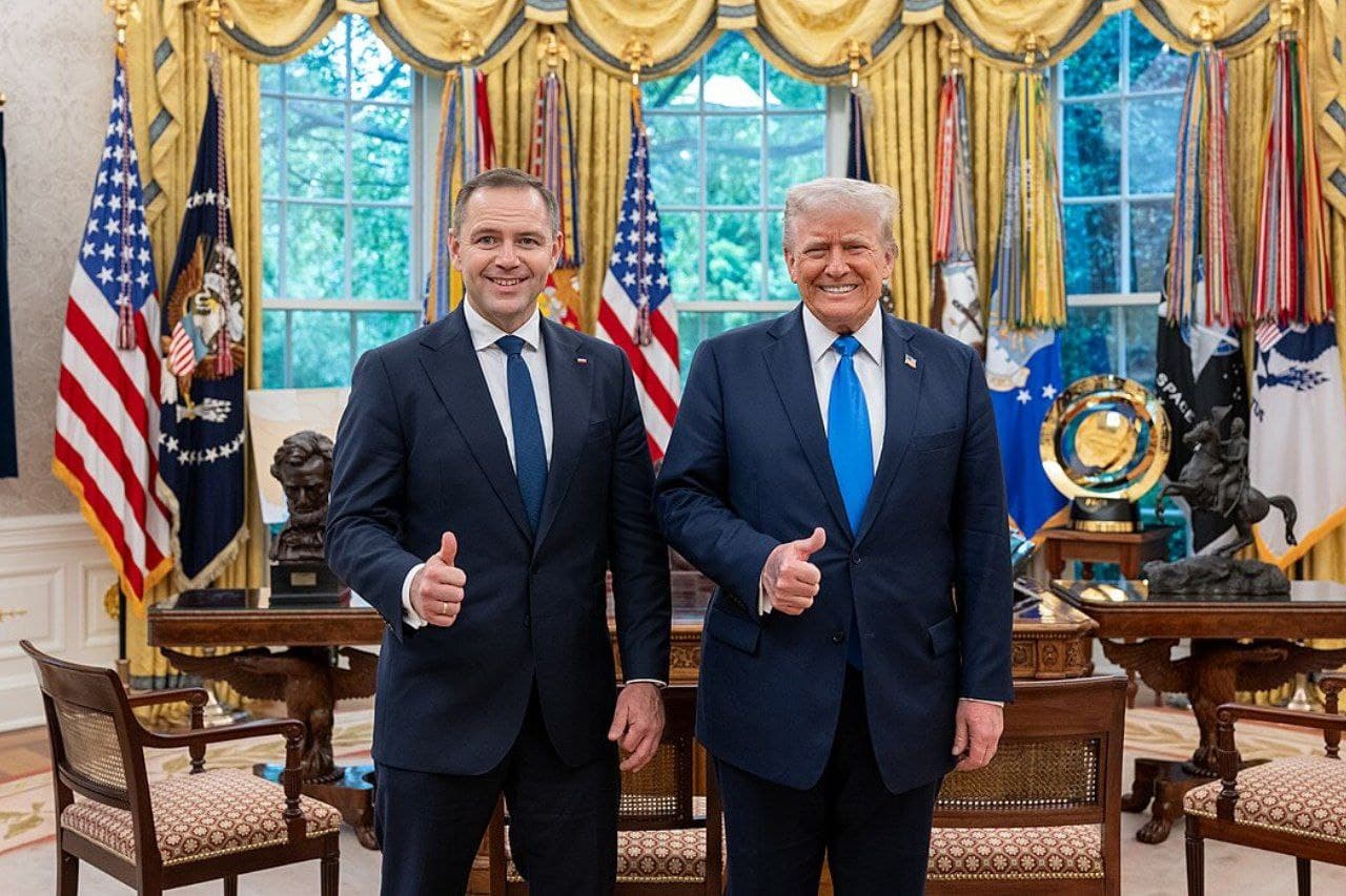 Featured image for: Polish President Karol Nawrocki and U.S. President Donald Trump discuss transatlantic relations and Ukraine Polish President Karol Nawrocki and U.S. President Donald Trump discuss transatlantic relations and Ukraine
