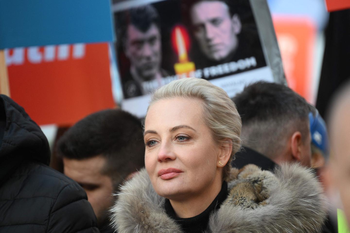 Image for Yulia Navalny claims husband Alexei Navalny was poisoned with smuggled materials