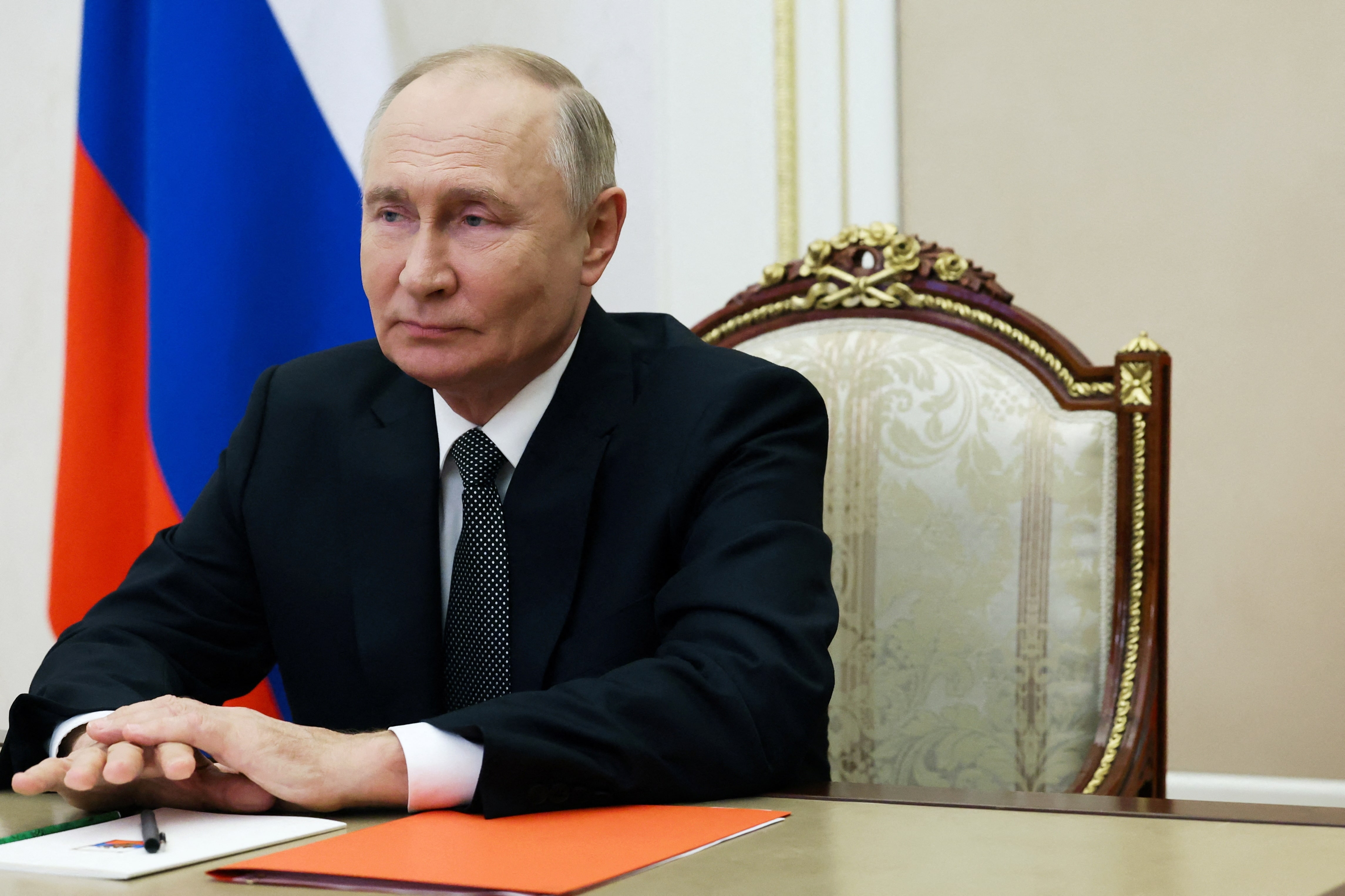 Putin orders 135,000 men conscripted for military service this autumn