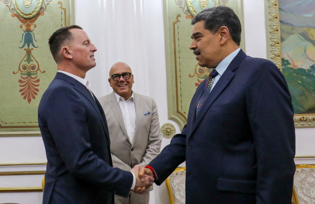 Venezuelan opposition figures meet U.S. officials to discuss overthrowing Maduro