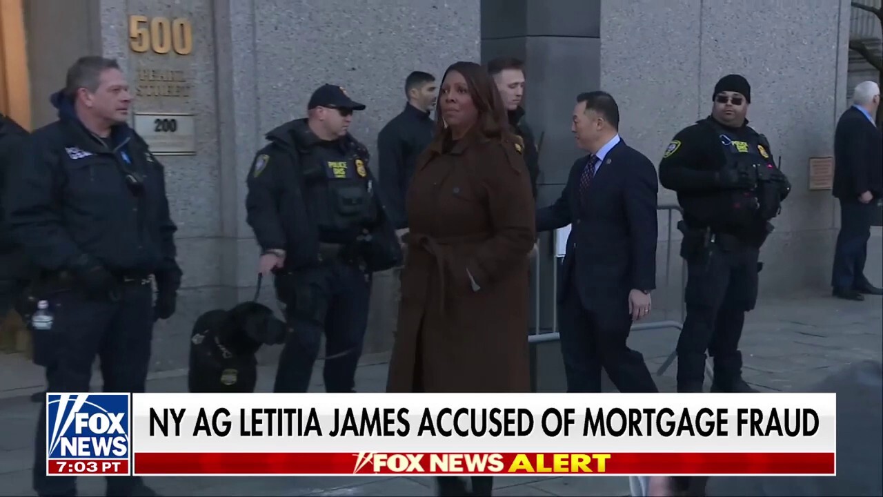 Image for New York AG Letitia James indicted over mortgage fraud claims
