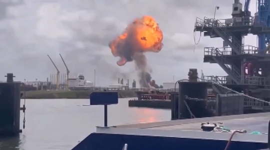 Injuries reported after explosion at New Mexico oil refinery