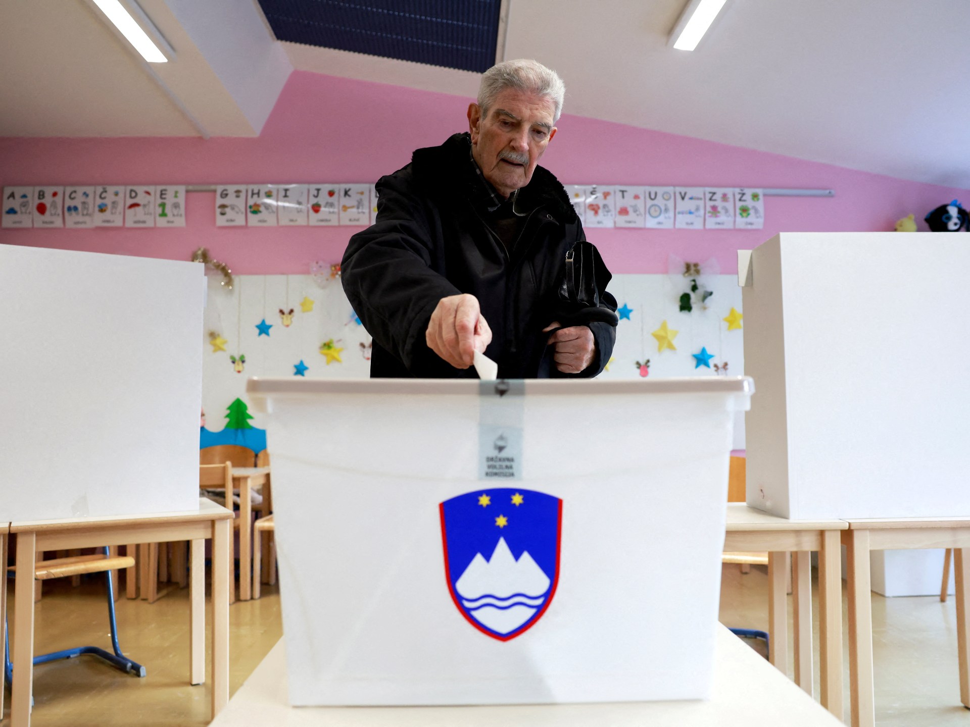 Image for Slovenia votes to reject law legalizing assisted dying