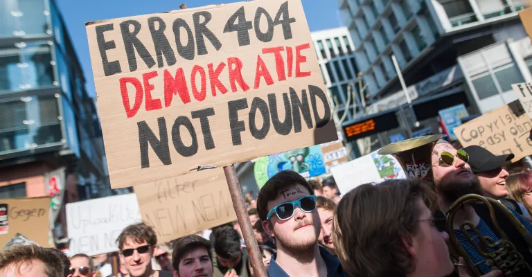 Image for Berlin enacts new police law granting extensive surveillance powers