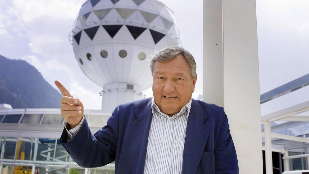 Image for Erich von Däniken, author of 