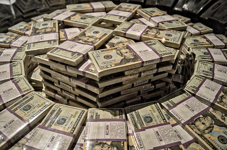 Record 1 Million Americans Hit Million-Dollar Income Mark in 2025