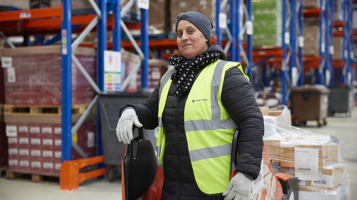 Logistics Sector Seeks Talented Specialists Amid Rising Demand