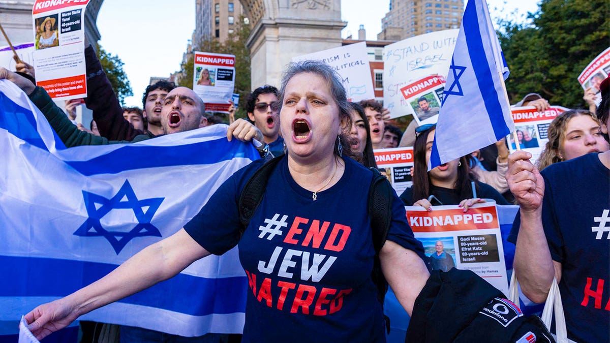 Image for Decline of Christian Zionism: Young Evangelicals Shift Toward Palestinian Support