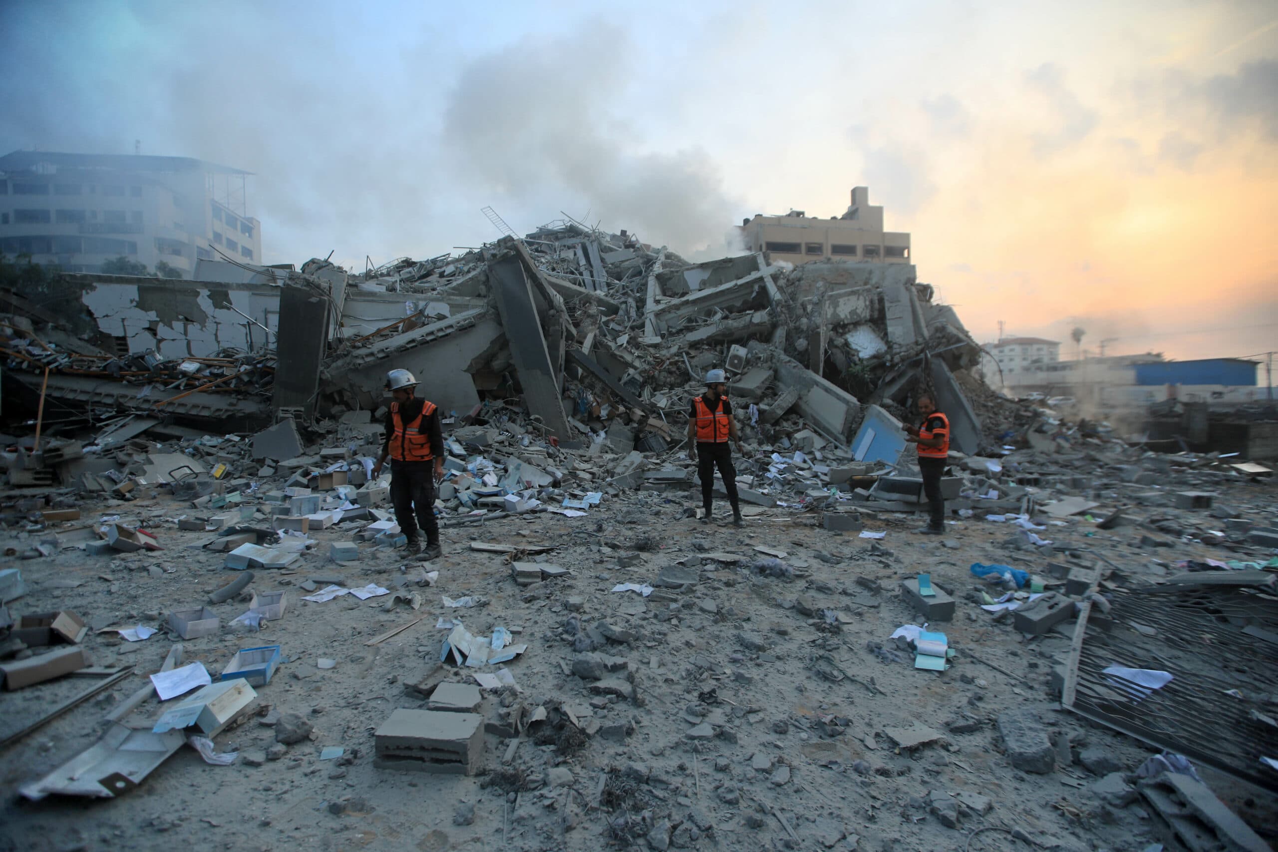 Image for U.S. Authorizes Israel