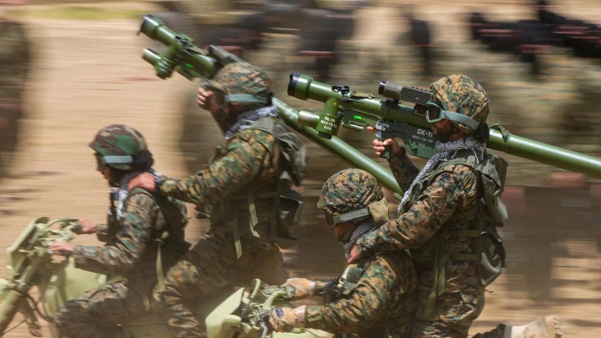 Image for Lebanon's Cabinet Backs US Plan to Disarm Hezbollah Amidst Political Turmoil