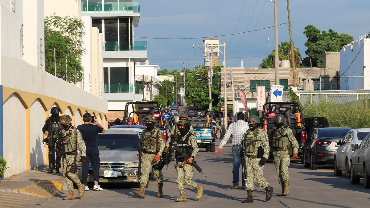 Image for Mexican Cartels Escalate Violence With Advanced Warfare Tactics