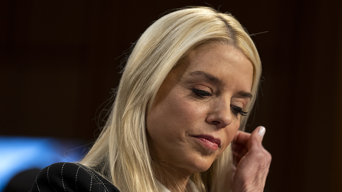 AG Pam Bondi clarifies comments on hate speech and threats of violence