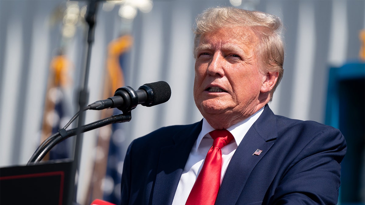 Trump Admin clarifies $100,000 fee applies only to new visa applicants