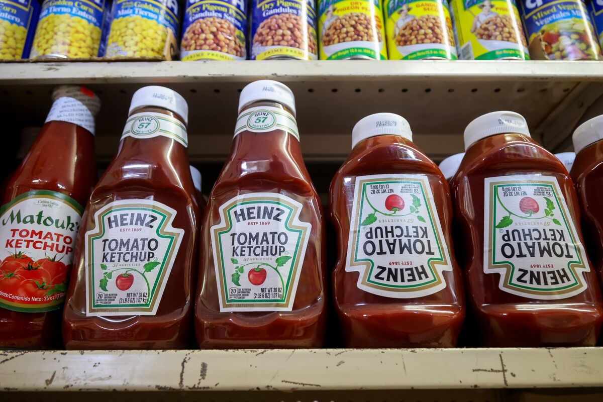 Image for Kraft Heinz warns US is heading into worst recession as consumers cut staple purchases