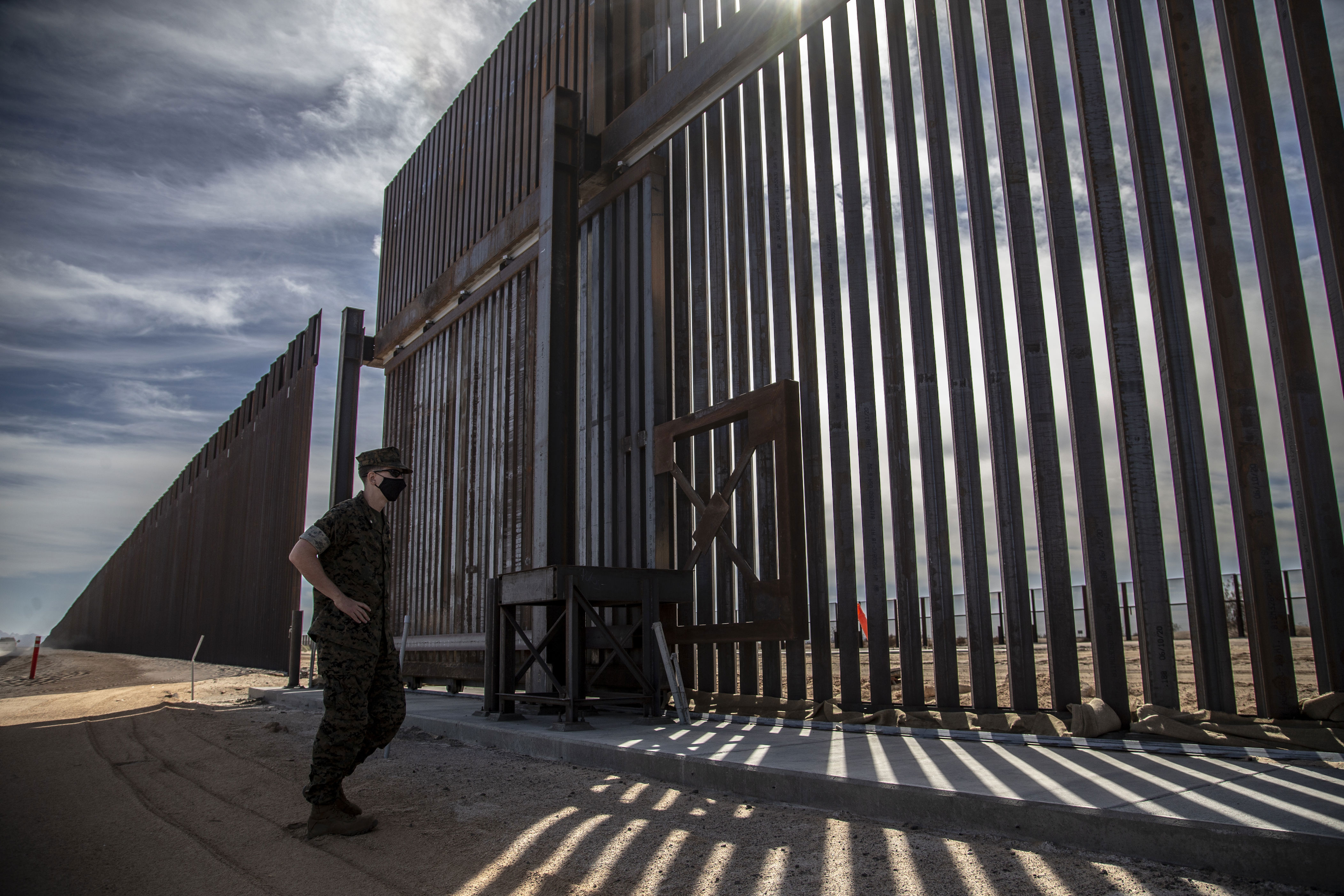 Image for Pentagon shifts focus to striking narcotraffickers in eastern Pacific