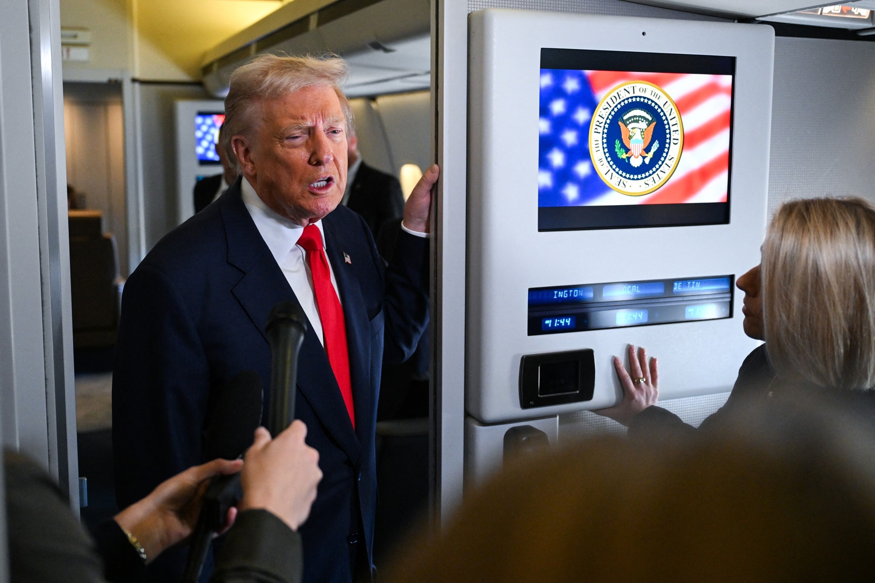 Image for Trump orders airstrikes on military facilities in Venezuela