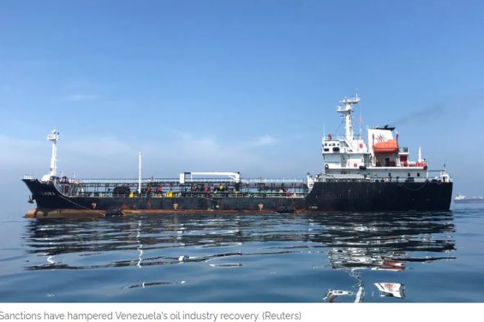 Image for Venezuelan oil output likely to fall due to lack of investment and skilled workers