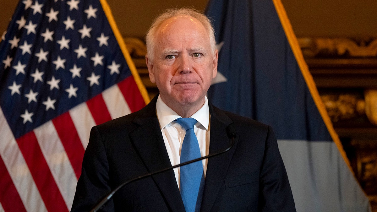 Image for GOP lawmakers urge Trump to arrest Walz over National Guard warning