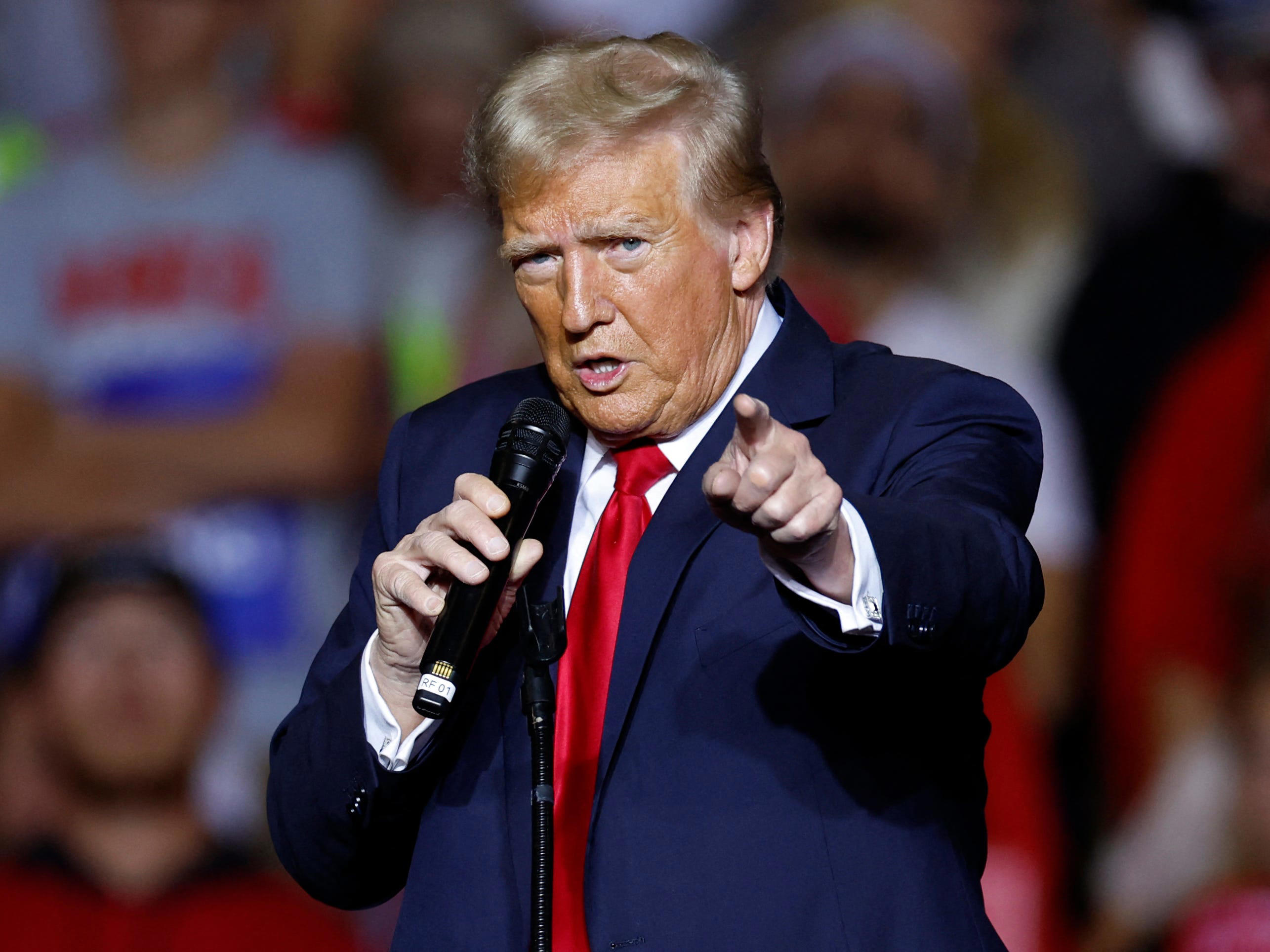 Trump demands DOJ expedite criminal indictments for Schiff, Comey, James