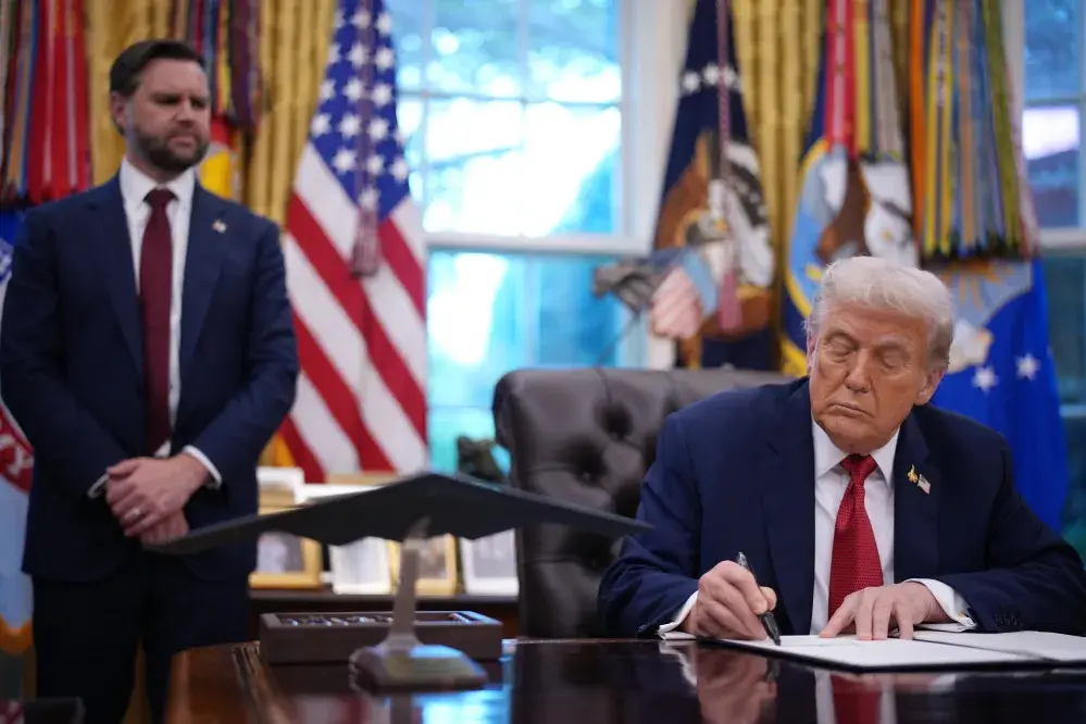 Image for President Trump to attend major meeting with top generals and admirals