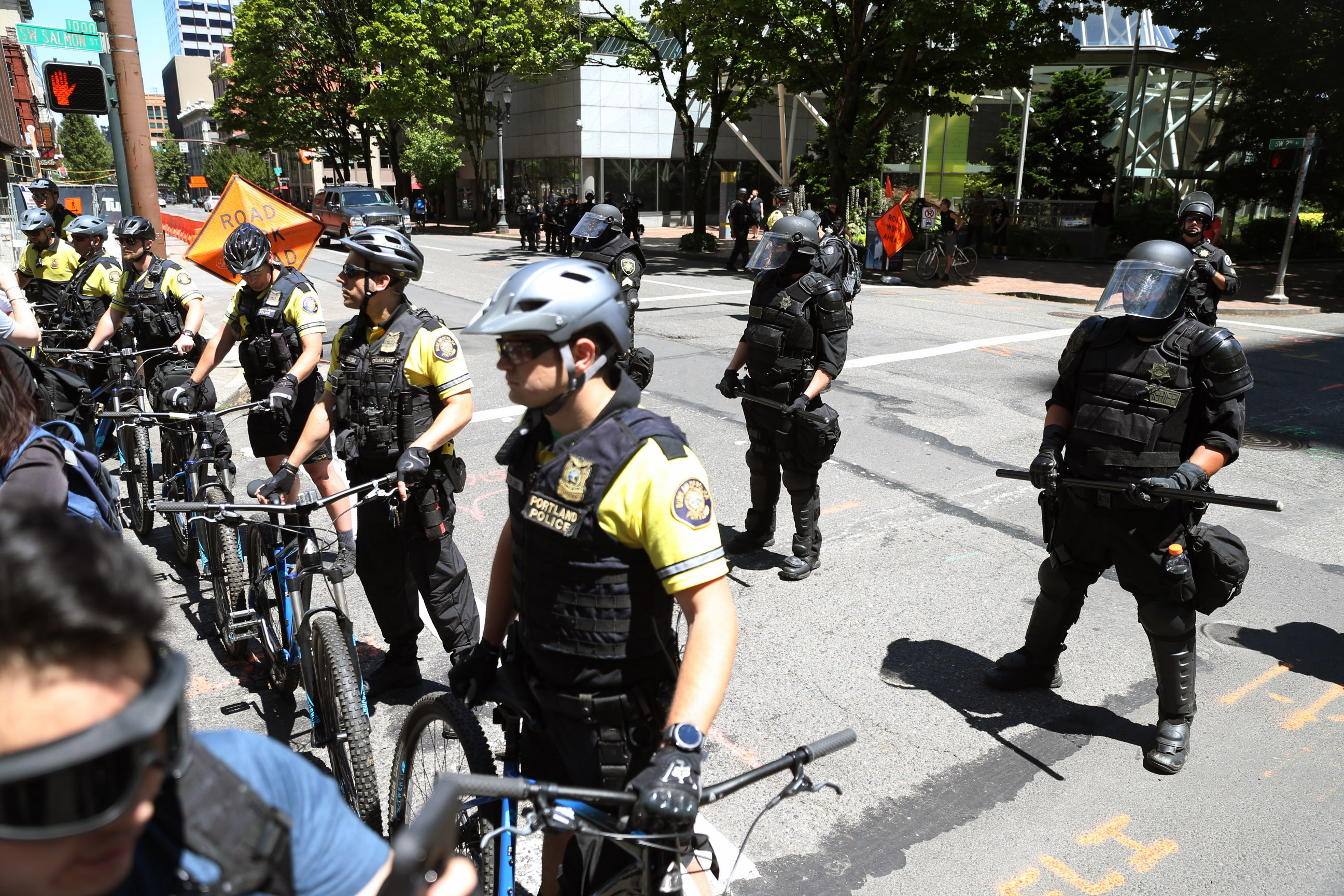 Image for National Guard to take control of Portland from Antifa