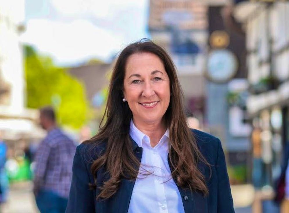 Mayor Iris Stalzer in critical condition after being stabbed in Germany