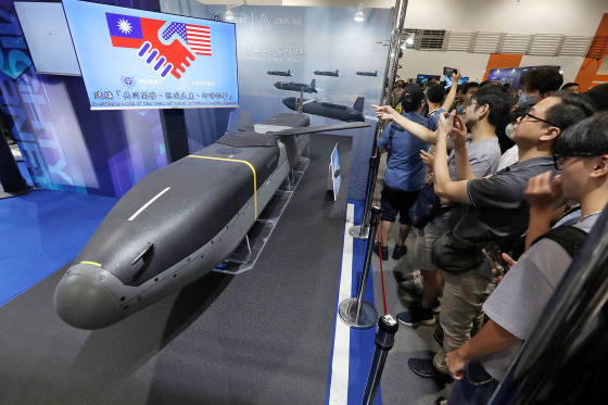 Image for China announces sanctions on U.S. defense contractors for arms sales to Taiwan