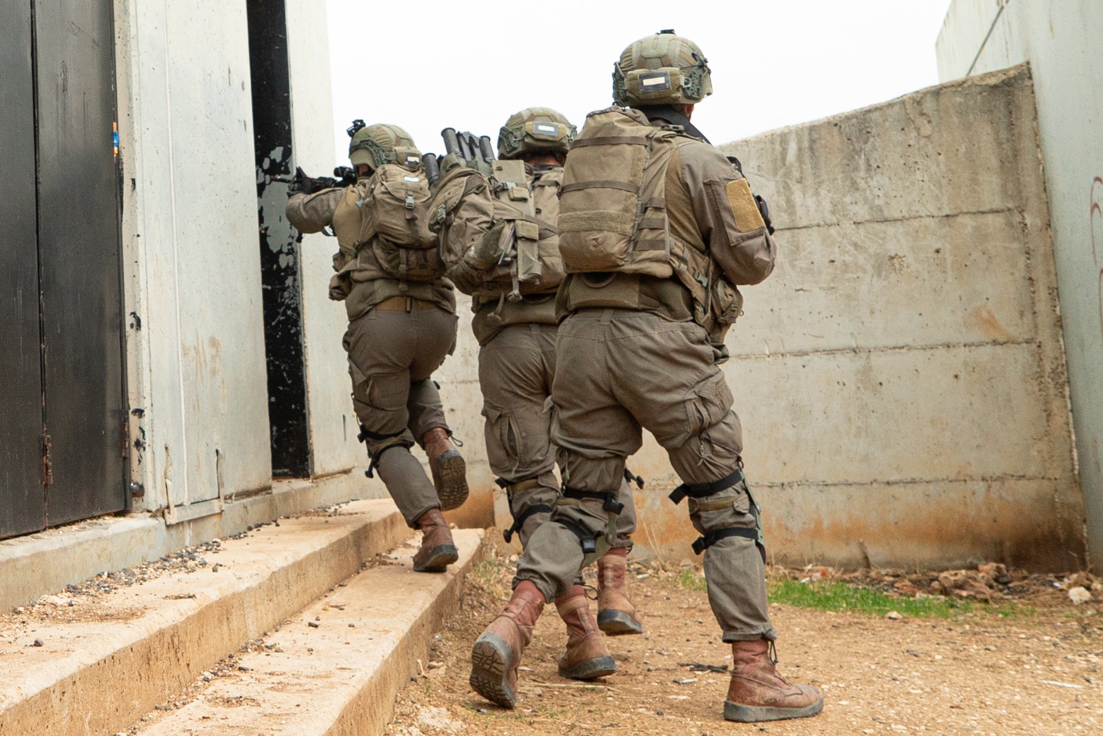 IDF Reports Gaza Rocket Launch Near Aid Site, Disrupting Humanitarian Efforts in Rafah