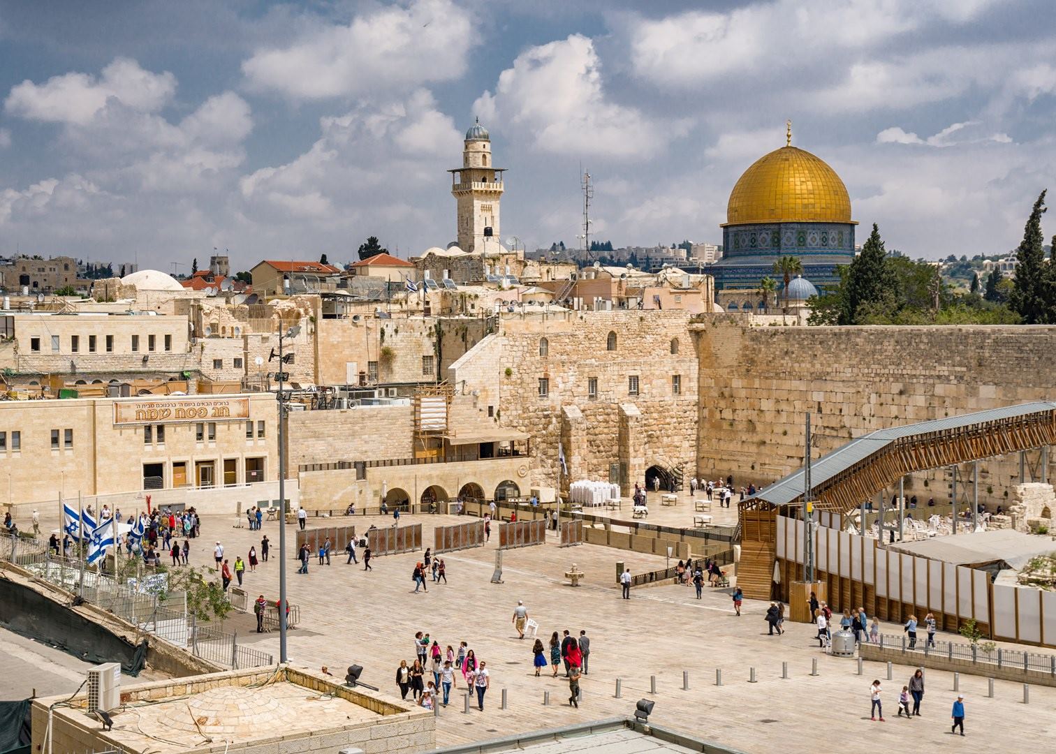 Israel Withdraws Negotiators from Doha as Hamas Demands Release of Lifers