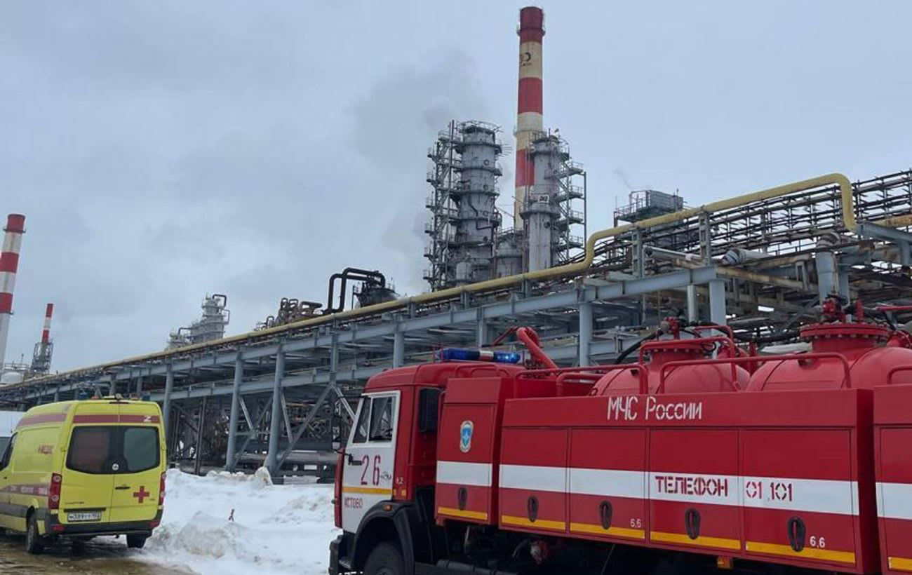 Image for Ukrainian Drone Strike Injures Employee at Voronezh Train Station, Governor Reports