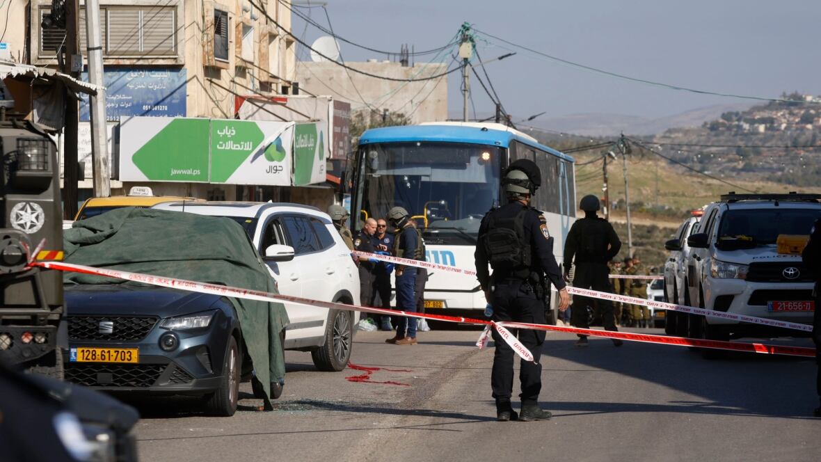 Gunmen Attack Bus Station in Ramot, Injuring 20; Assailants Shot