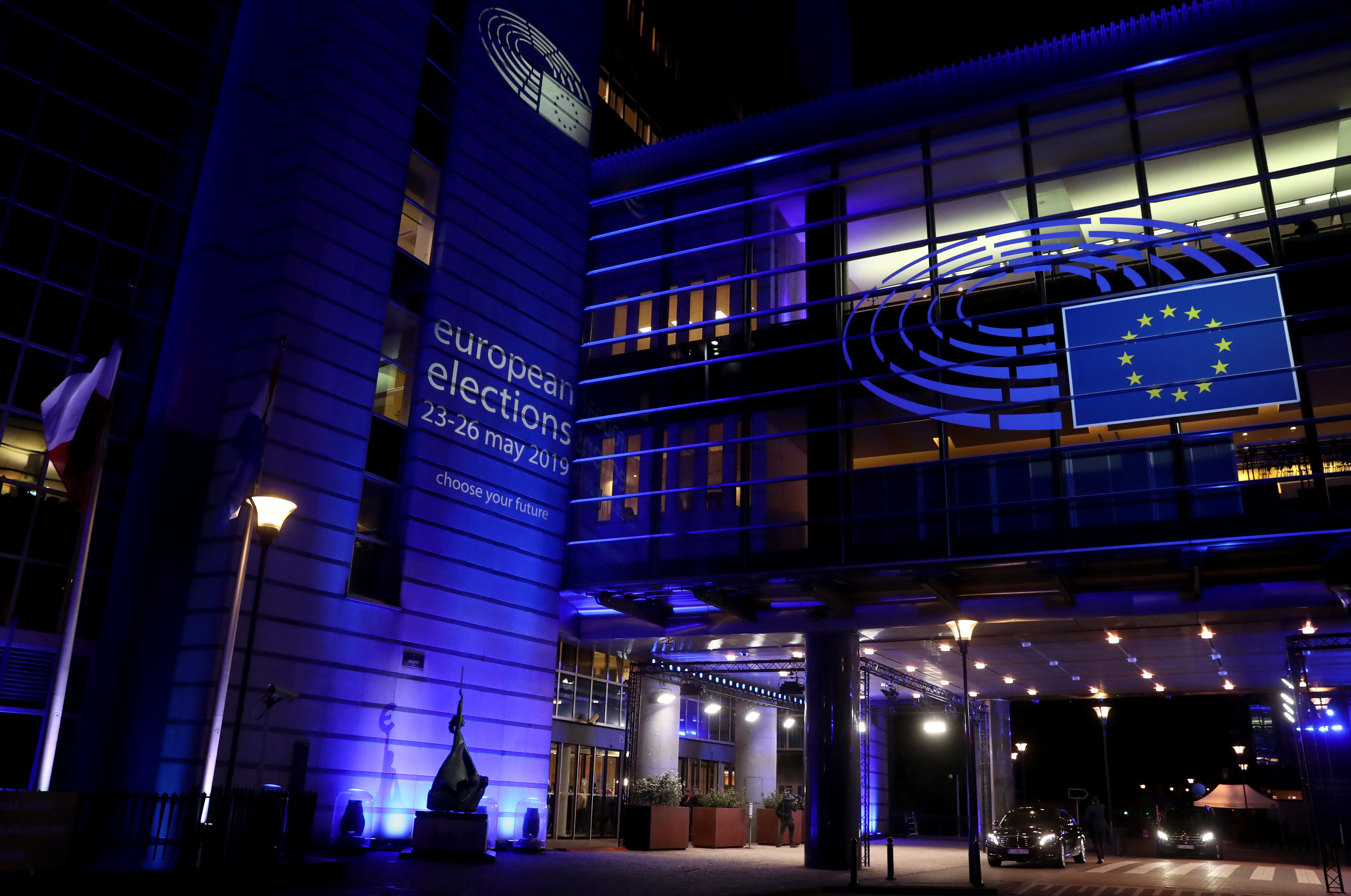 European Parliament demands freeze of EU recovery money for ...