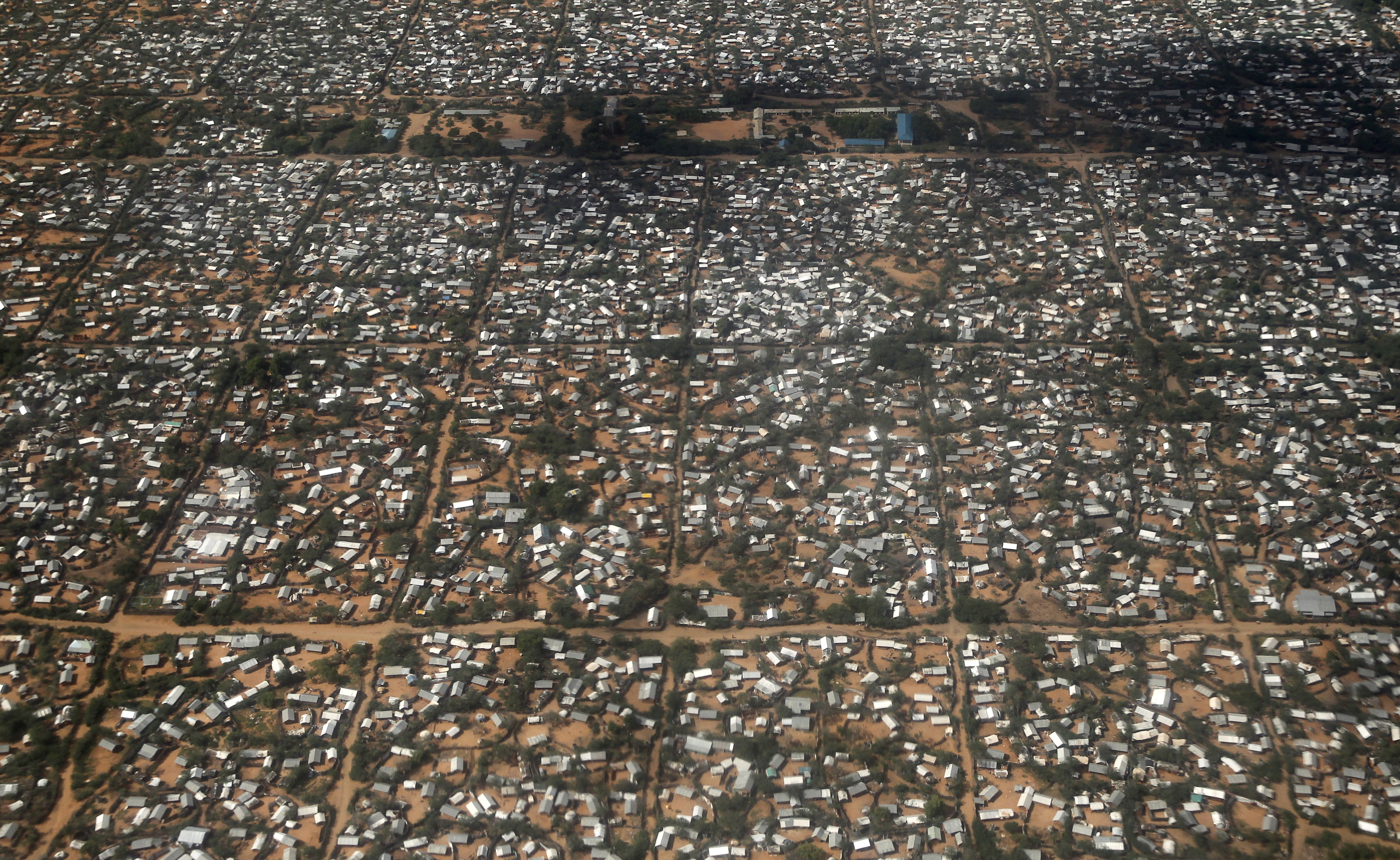 Kenya tells U.N. it will shut two camps with 410,000 refugees ...