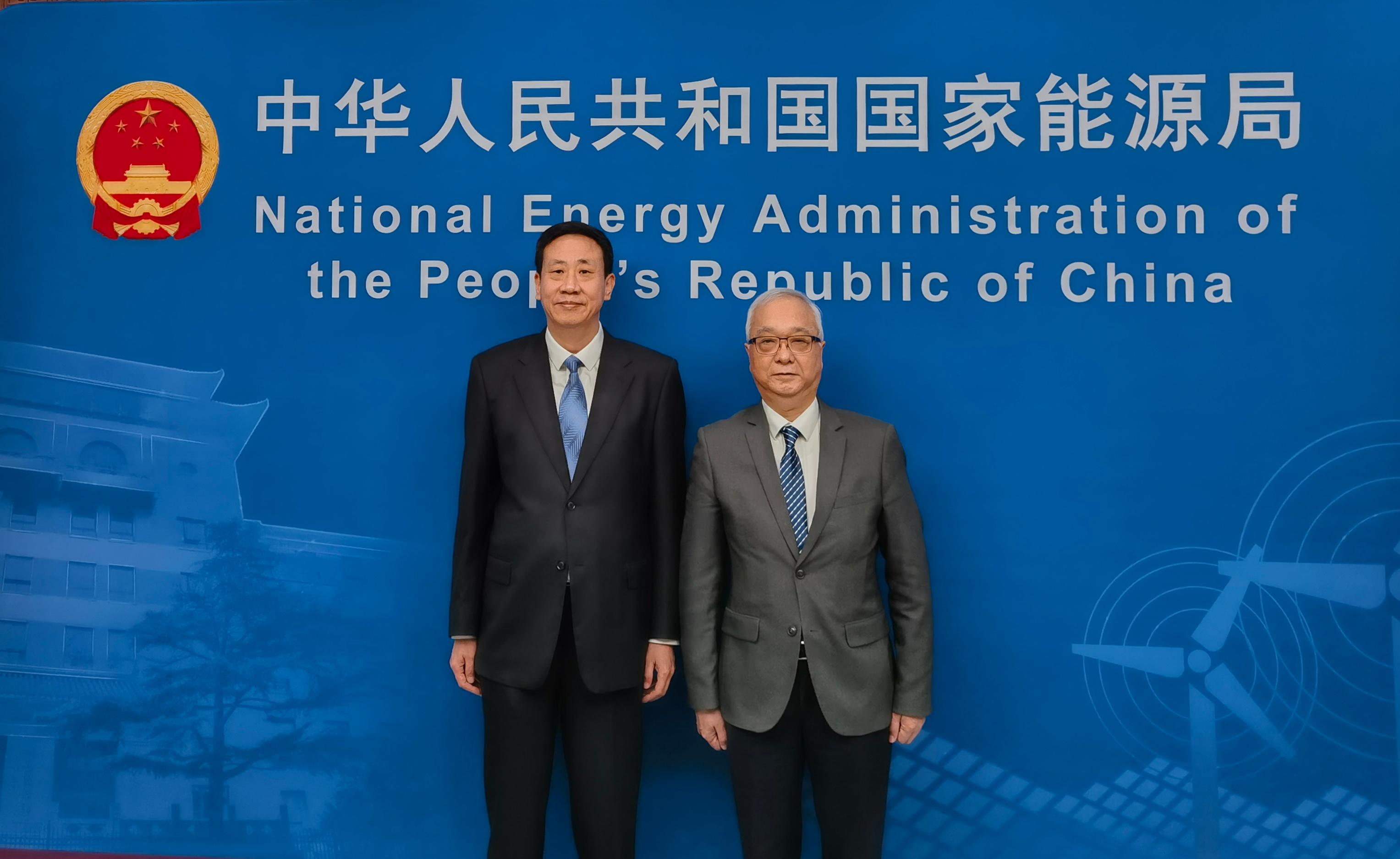 China's 253 GW Solar Plan Threatens to Exploit Land While Ignoring Local Communities