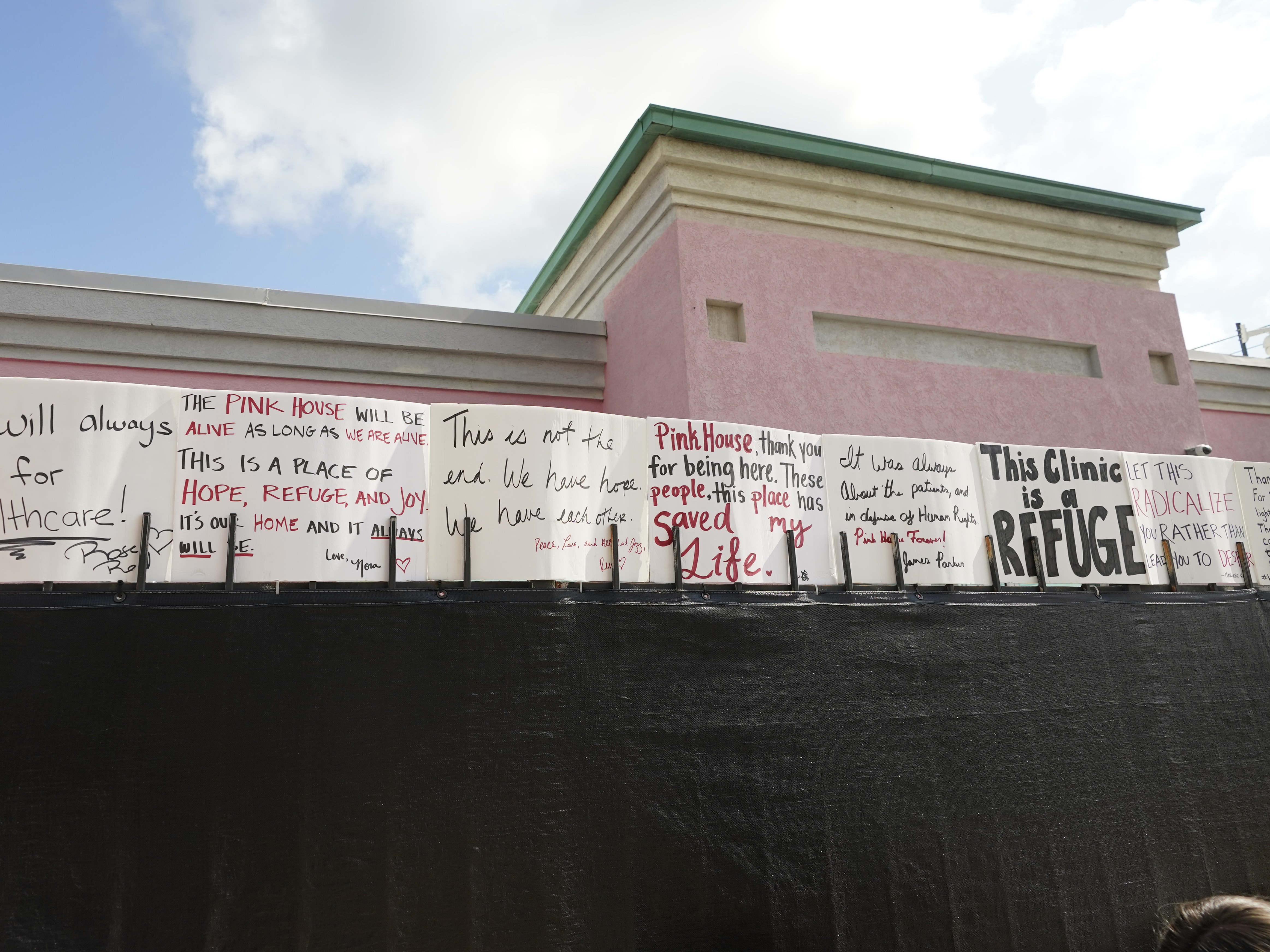 Mississippi's last abortion clinic shuts down : NPR