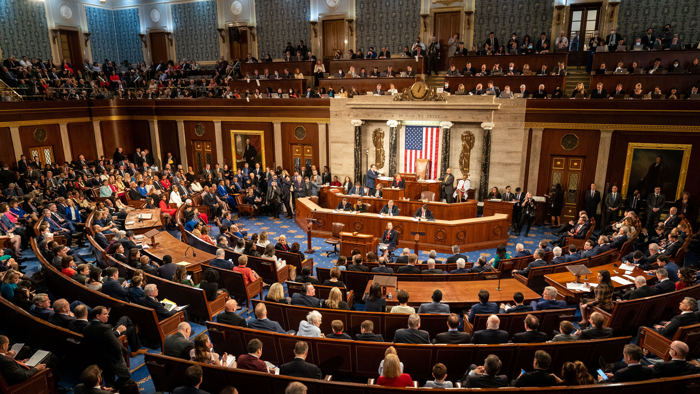 Senate Roll Call Votes 2025 - Roger J. Seymore