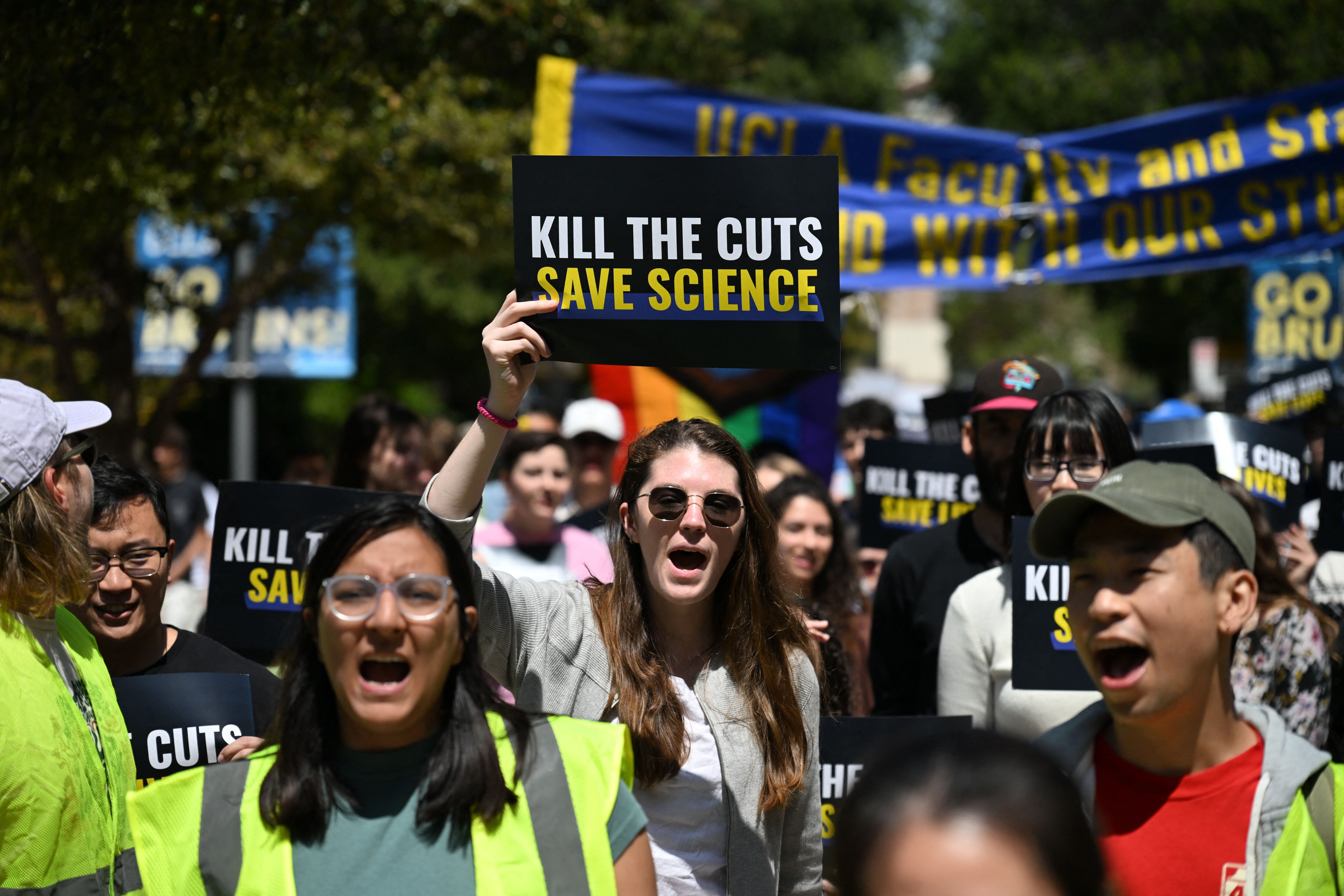Why Trump's push for 'gold-standard science' has scientists ...