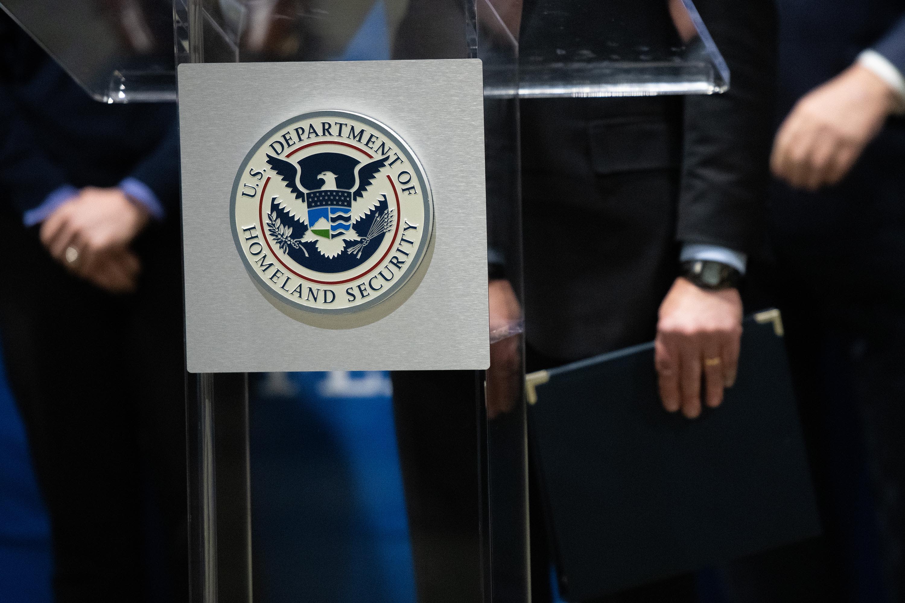 First on CNN: DHS to stop wiping phones without backups | CNN ...