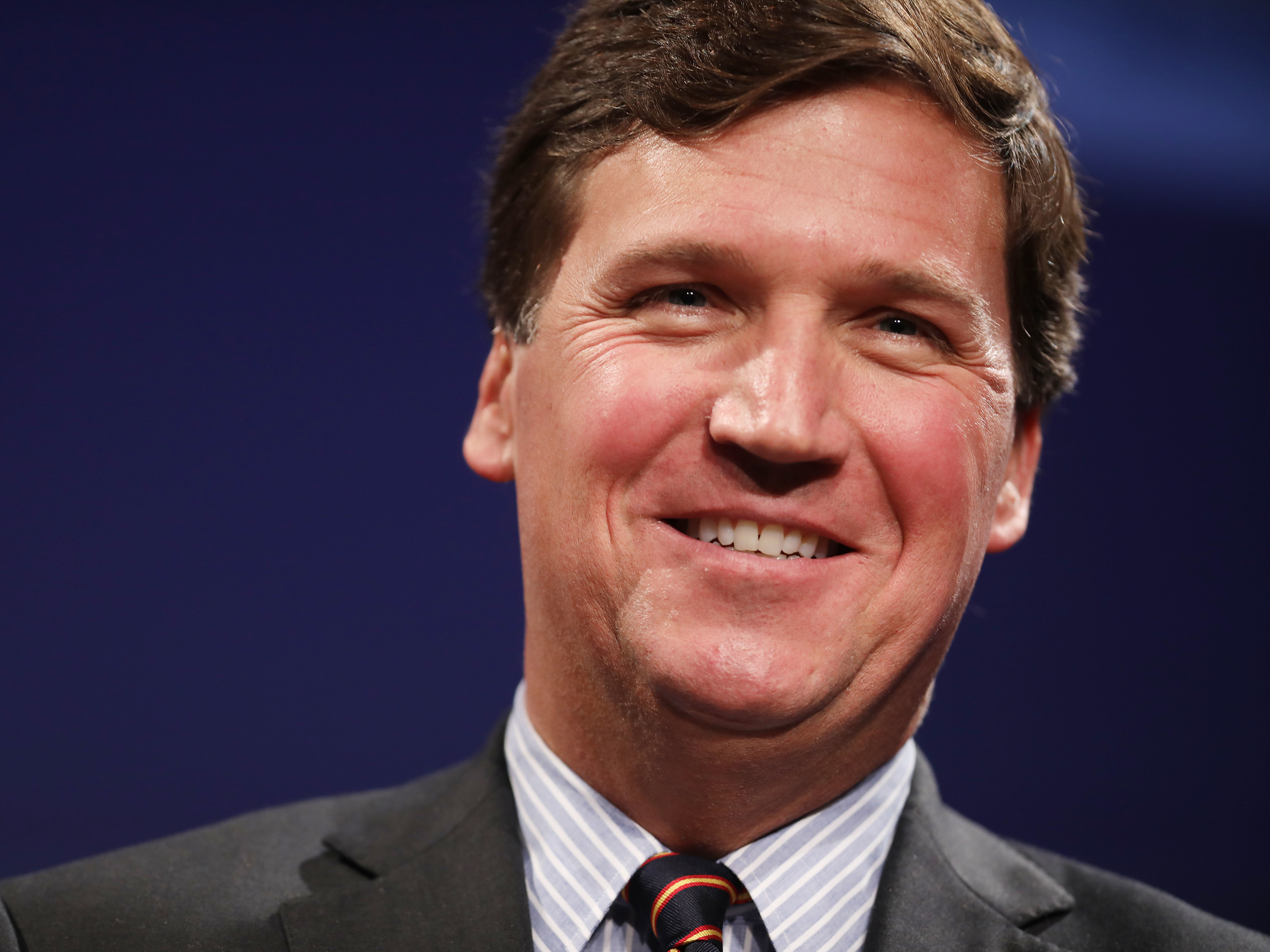 2 Fox News commentators resign over Tucker Carlson's series ...
