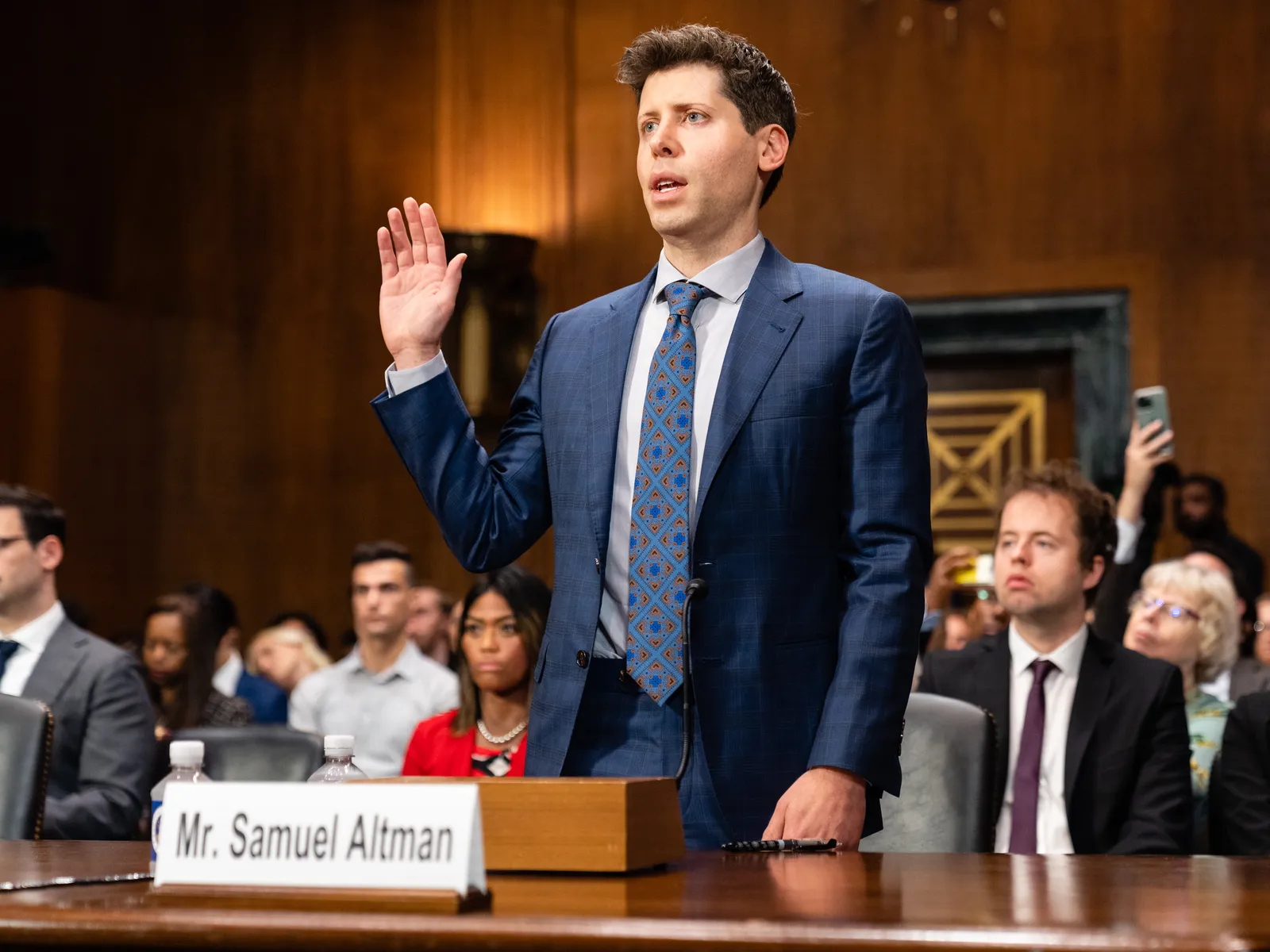 AI Regulation Lags as Tech Giants Profit Billions from Unchecked Algorithms