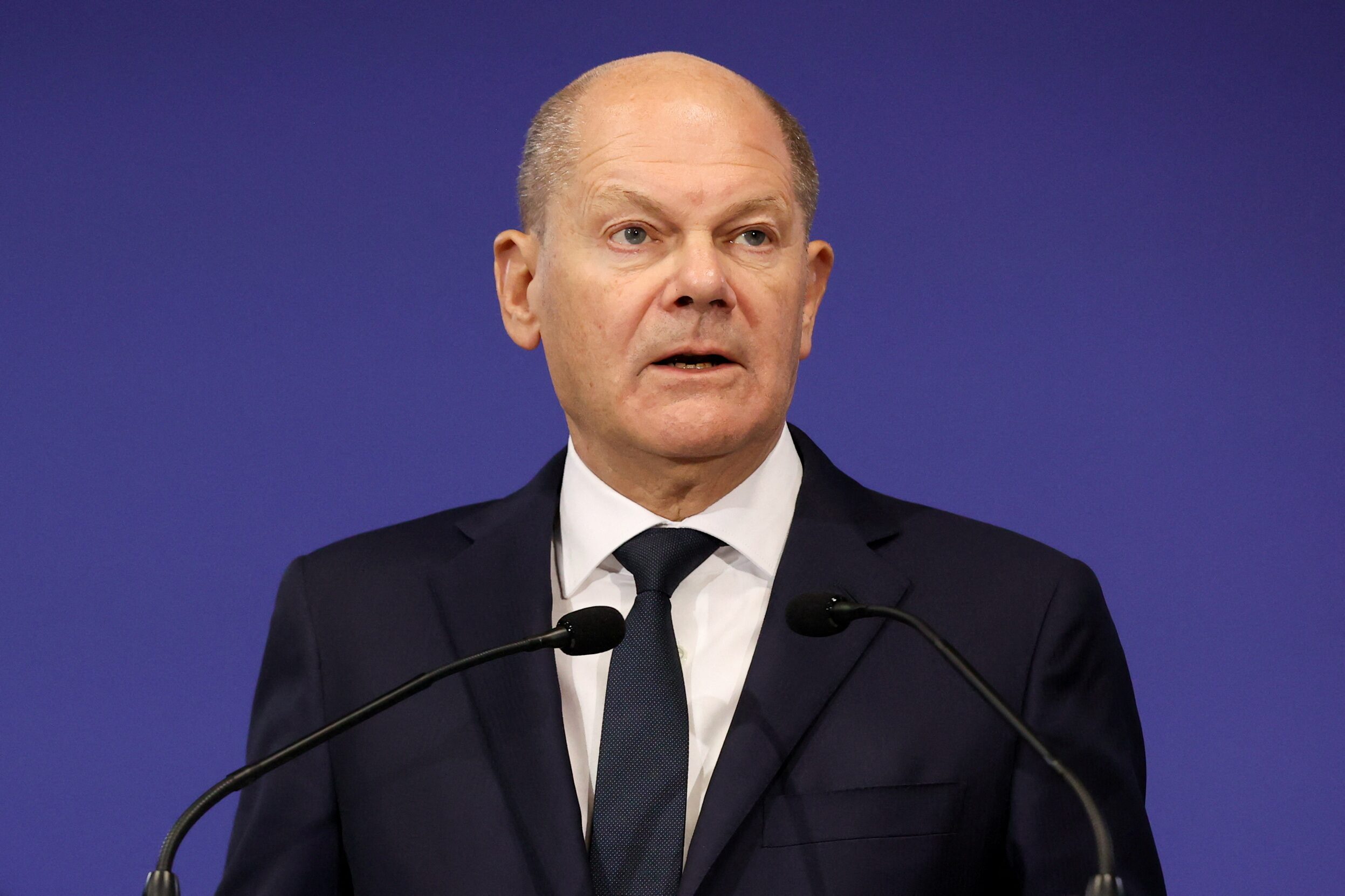 Germany's Scholz would accept vote of confidence before ...