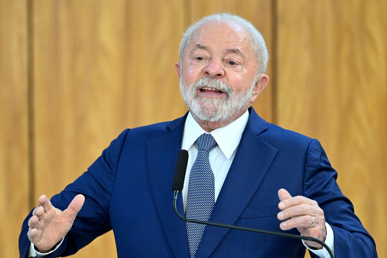 Lula's Approval Plummets to 28% as Brazil Defies US War Crimes in Iran