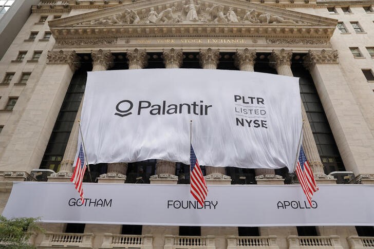 Palantir demands foe's communication with Williams & Connolly ...