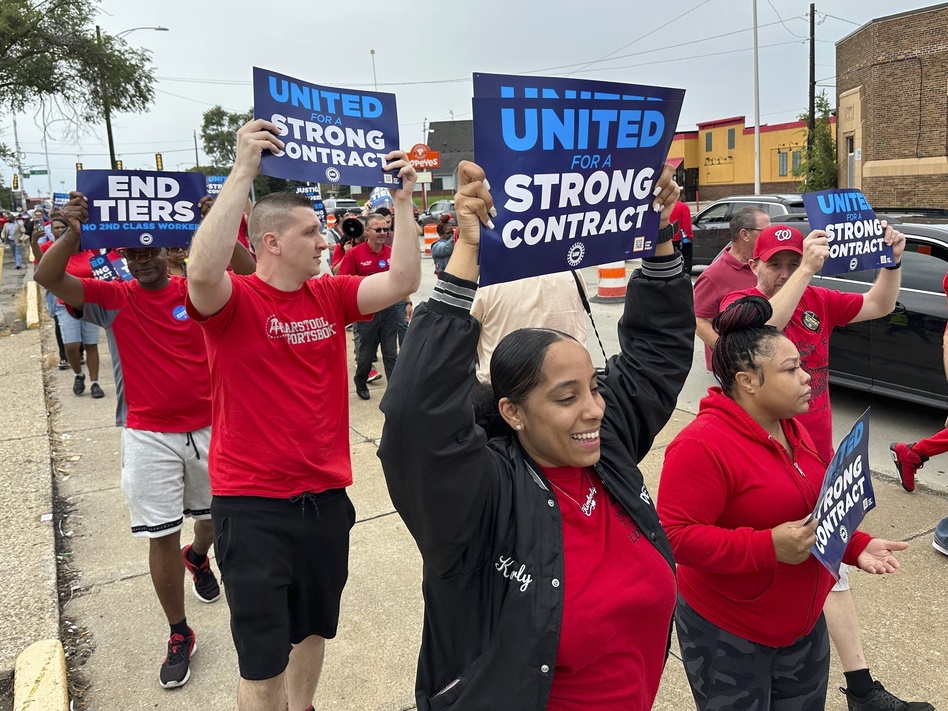Why auto workers are asking for a 46% pay raise | News | WLIW-FM