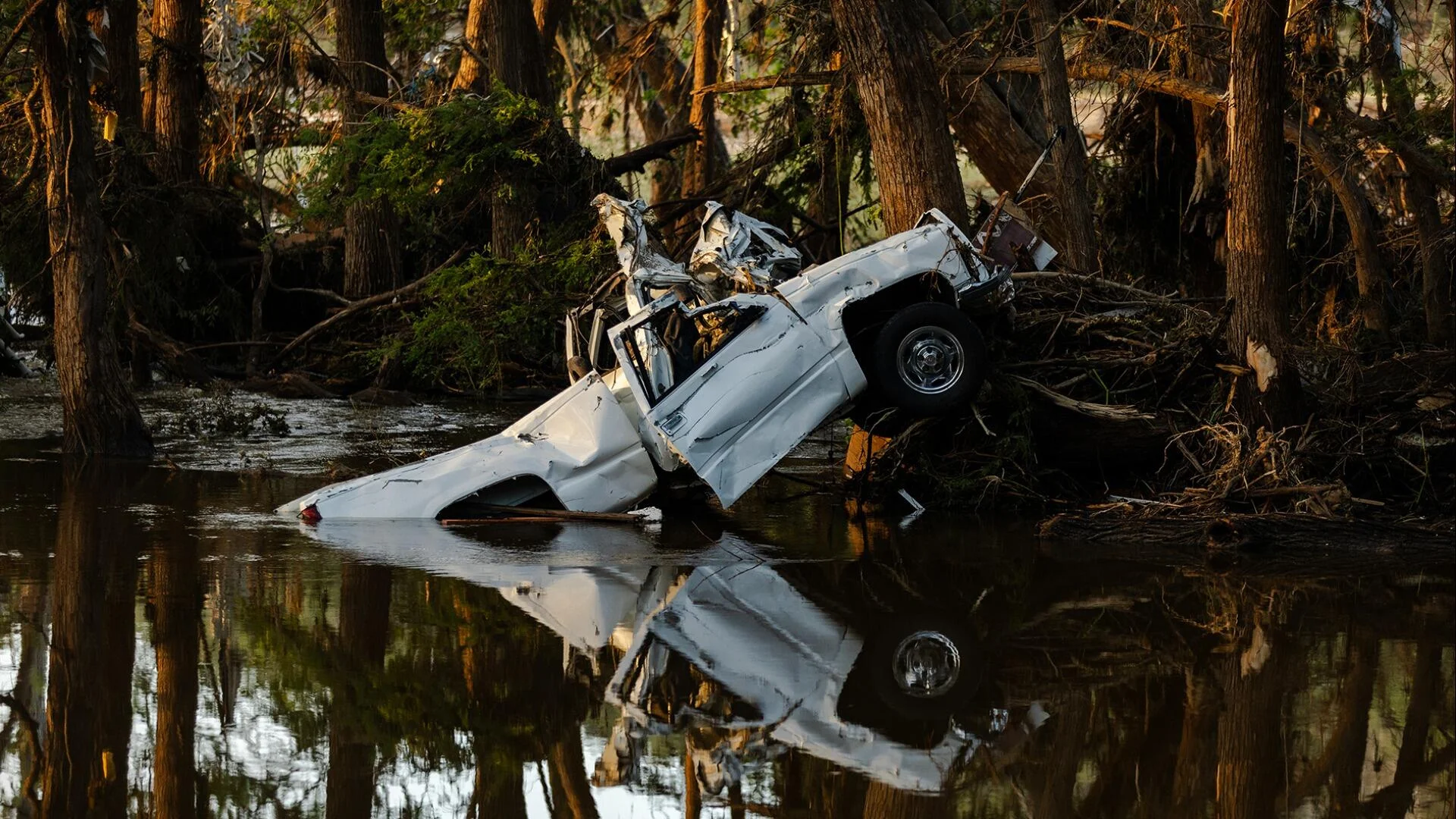 Kerr County Officials Delayed Emergency Alerts for 90 Minutes as Floodwaters Claimed 95 Lives